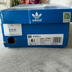 Adidas women’s US size 8.5 Ortholite sneakers